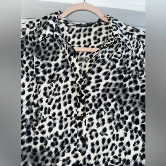 Women's Alfani Leopard Print Petite Blouse, Cap Short Sleeve - Picture 7 of 8